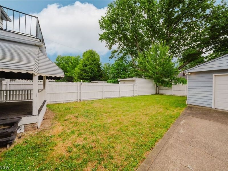 18400 Maple Heights Boulevard , Maple Heights, OH 44137 Photo 37