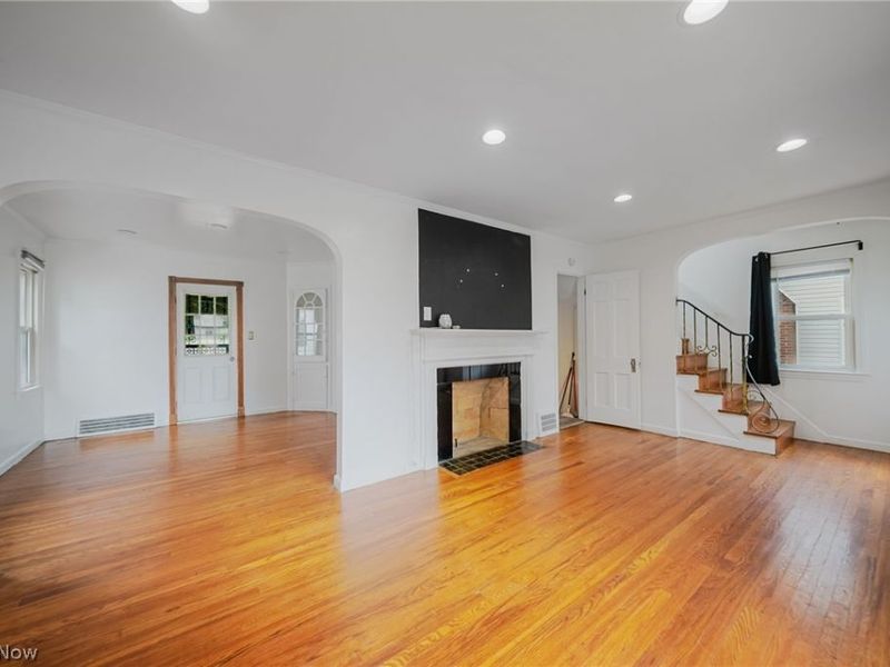 18400 Maple Heights Boulevard , Maple Heights, OH 44137 Photo 4