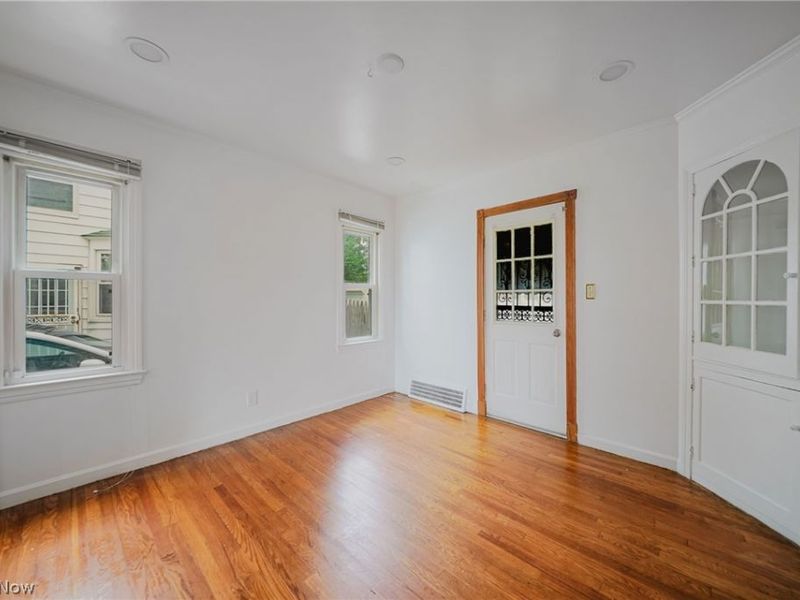 18400 Maple Heights Boulevard , Maple Heights, OH 44137 Photo 9