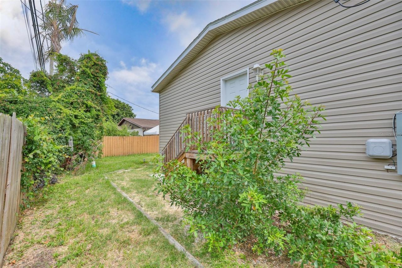 1169 8th Avenue Ne, Largo, FL 33770 Photo
