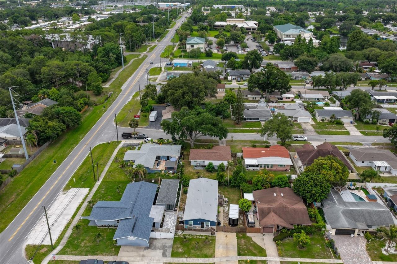 1169 8th Avenue Ne, Largo, FL 33770 Photo