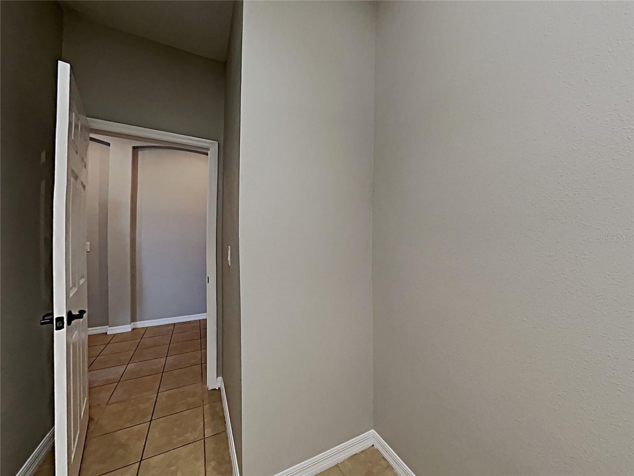 1328 Aroniminik Drive , Mount Dora, FL 32757 Photo