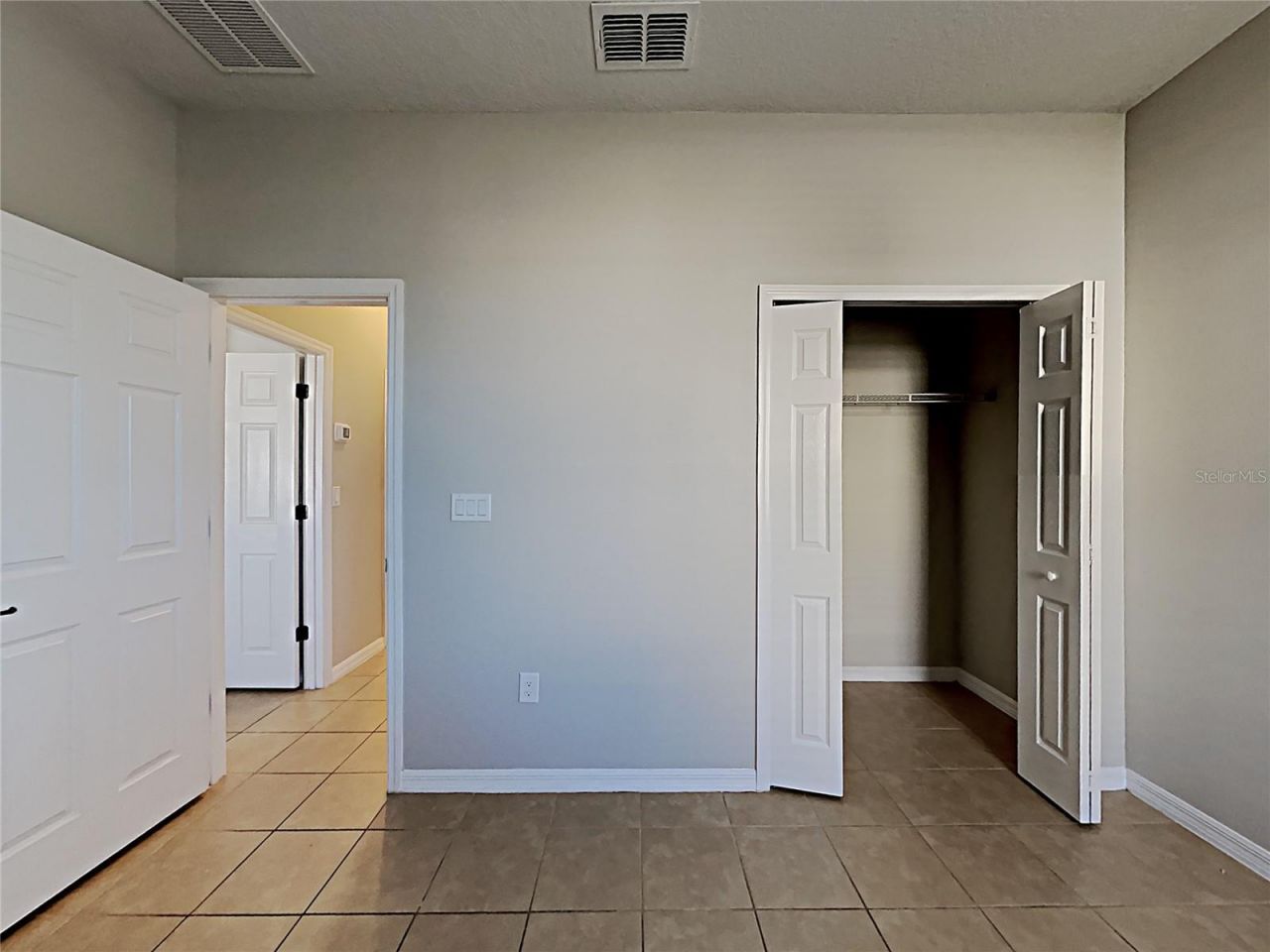 1328 Aroniminik Drive , Mount Dora, FL 32757 Photo