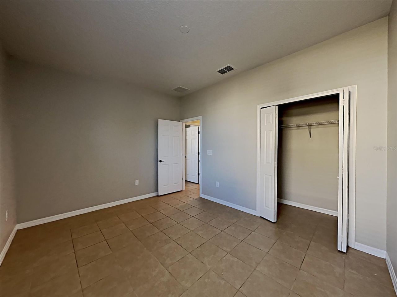 1328 Aroniminik Drive , Mount Dora, FL 32757 Photo