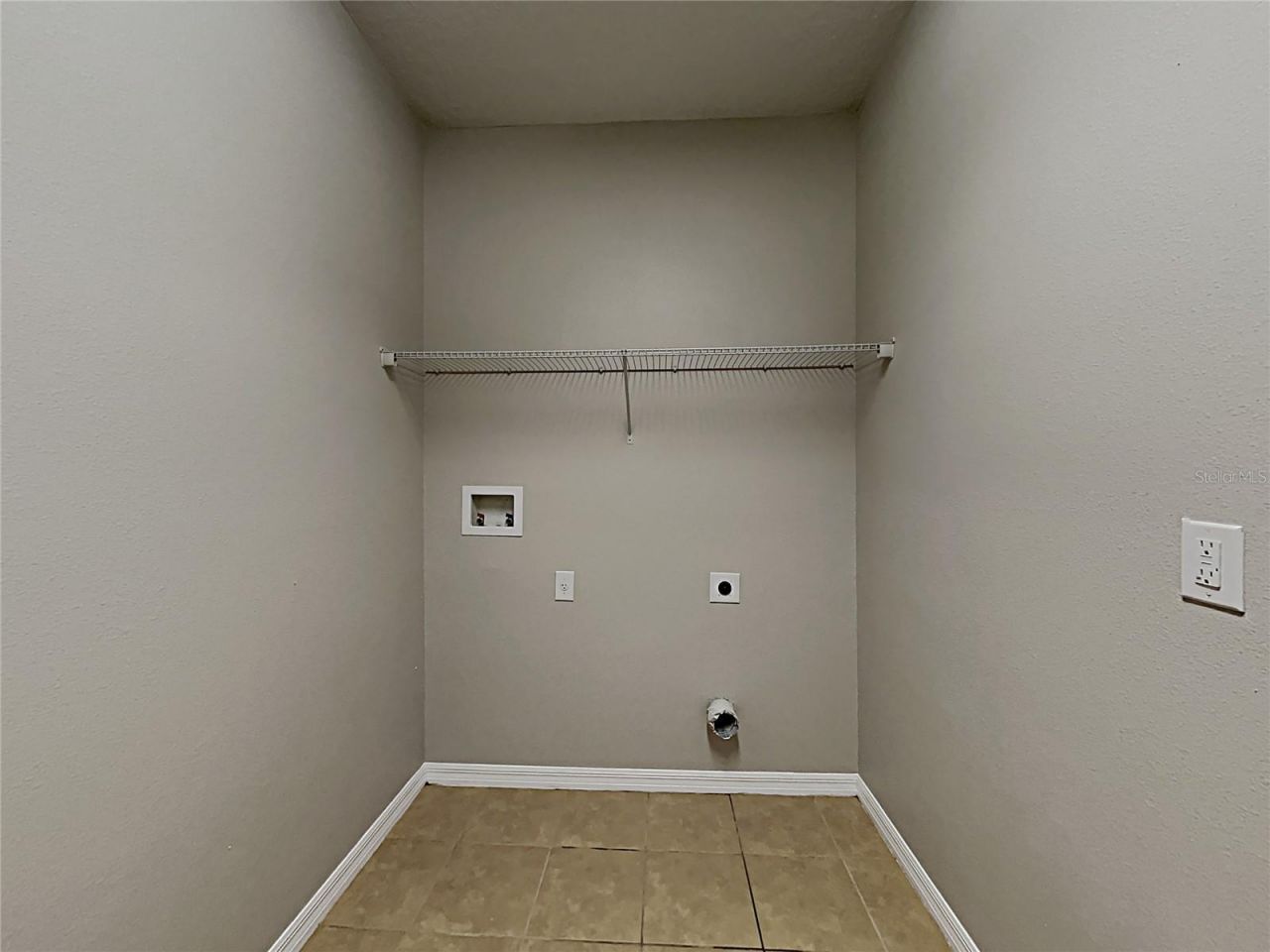 1328 Aroniminik Drive , Mount Dora, FL 32757 Photo