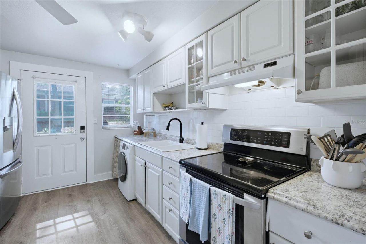 802 Rugby Street, Unit B, Orlando, FL 32804 Photo