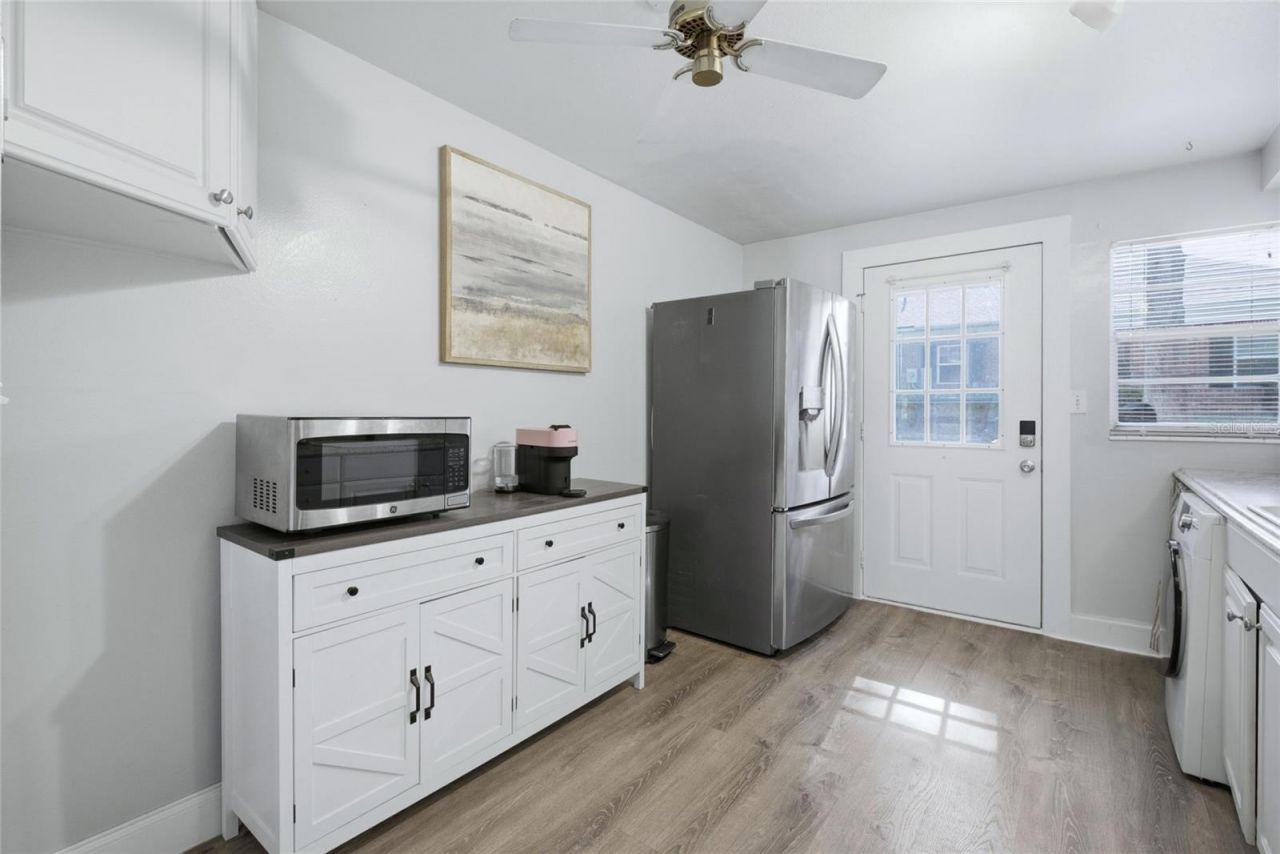 802 Rugby Street, Unit B, Orlando, FL 32804 Photo