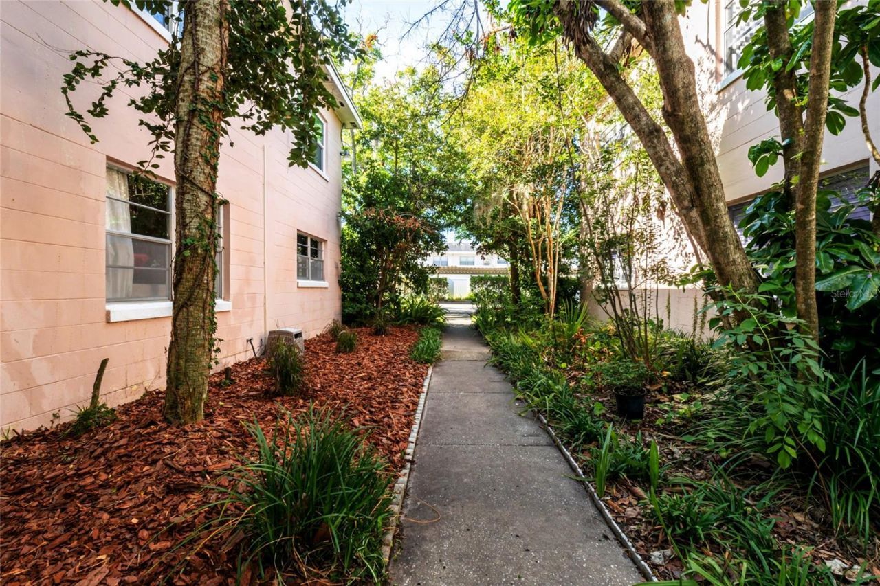 802 Rugby Street, Unit B, Orlando, FL 32804 Photo