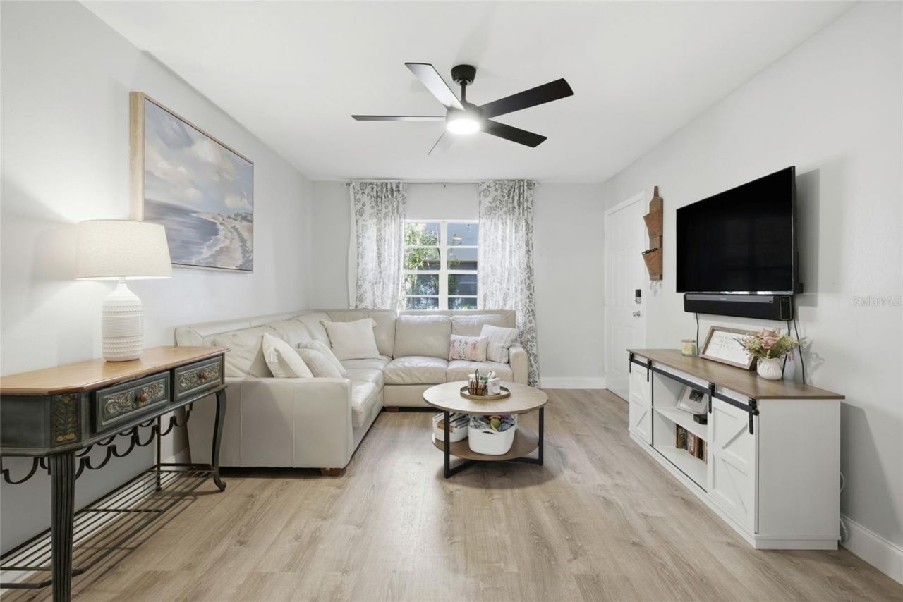 802 Rugby Street, Unit B, Orlando, FL 32804 Photo