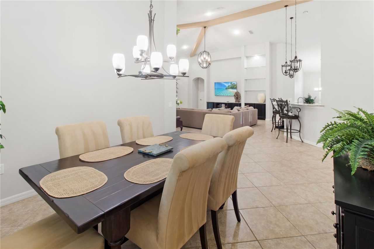 553 Chantilly Trail, Bradenton, FL 34212 Photo