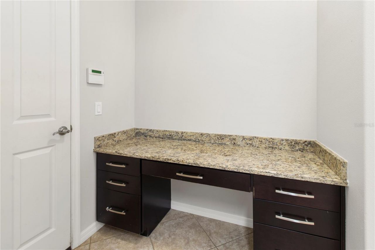 553 Chantilly Trail, Bradenton, FL 34212 Photo