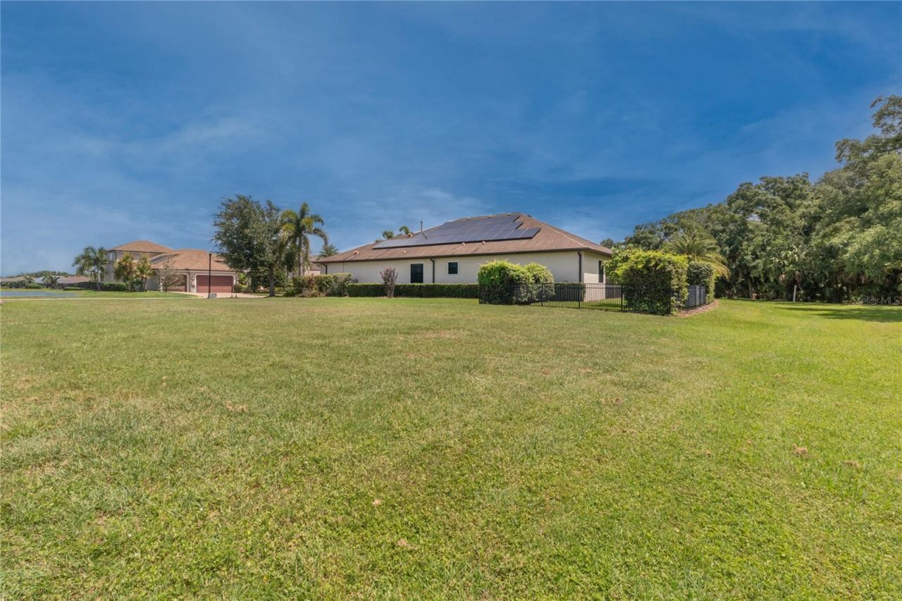 553 Chantilly Trail, Bradenton, FL 34212 Photo
