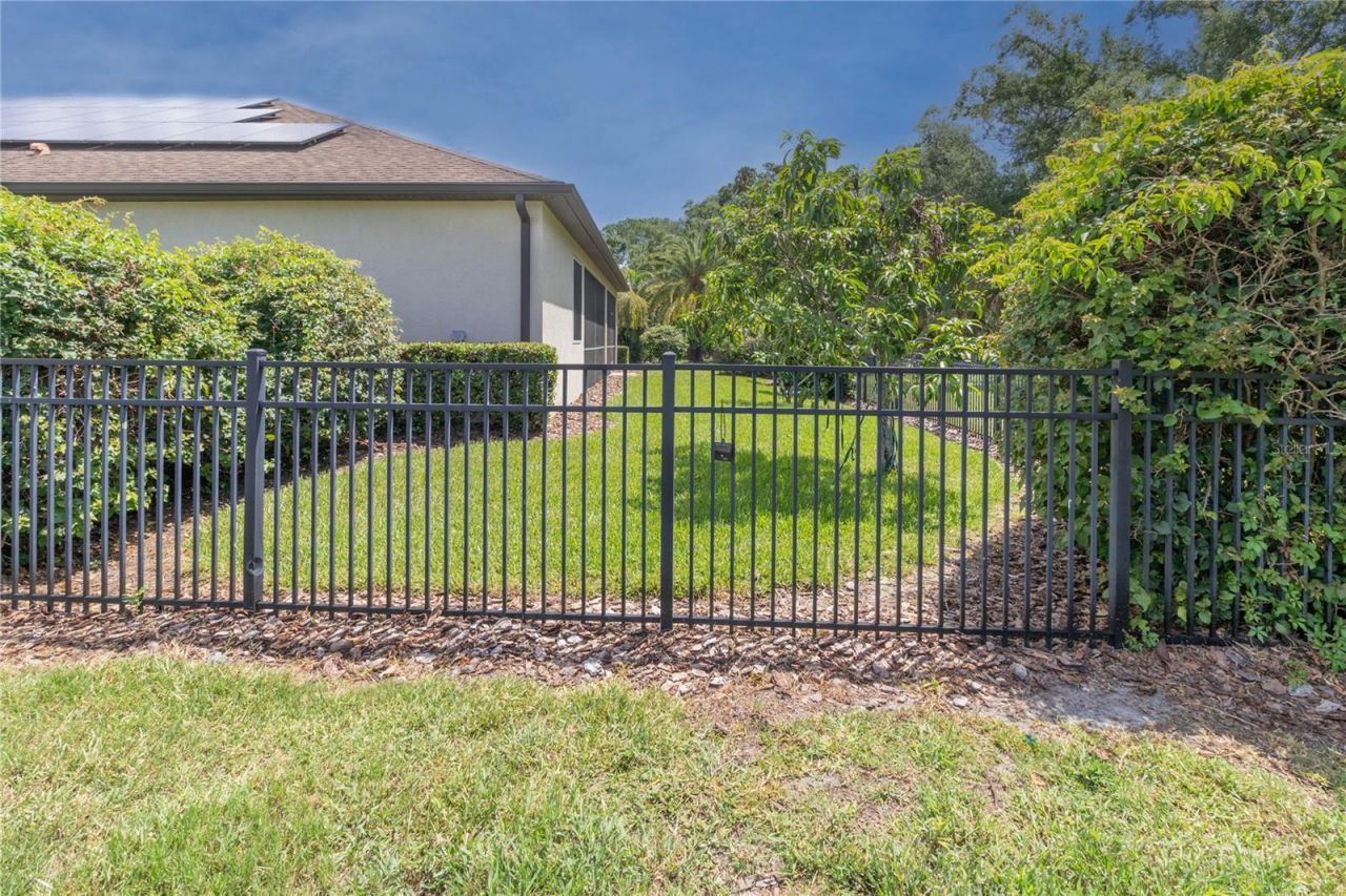 553 Chantilly Trail, Bradenton, FL 34212 Photo