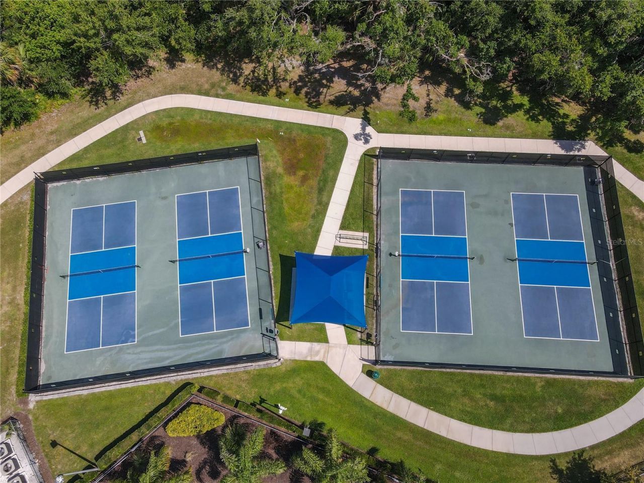 553 Chantilly Trail, Bradenton, FL 34212 Photo