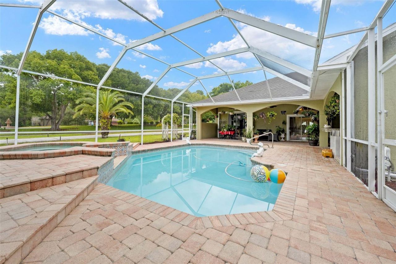 7393 Royal Oak Drive, Spring Hill, FL 34607 Photo