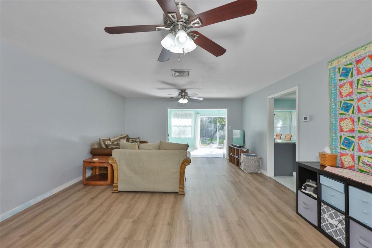 2335 Surrey Lane , Clearwater, FL 33763 Photo