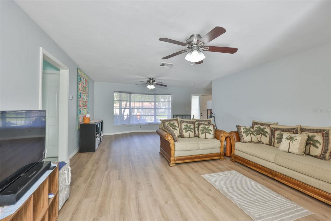 2335 Surrey Lane , Clearwater, FL 33763 Photo