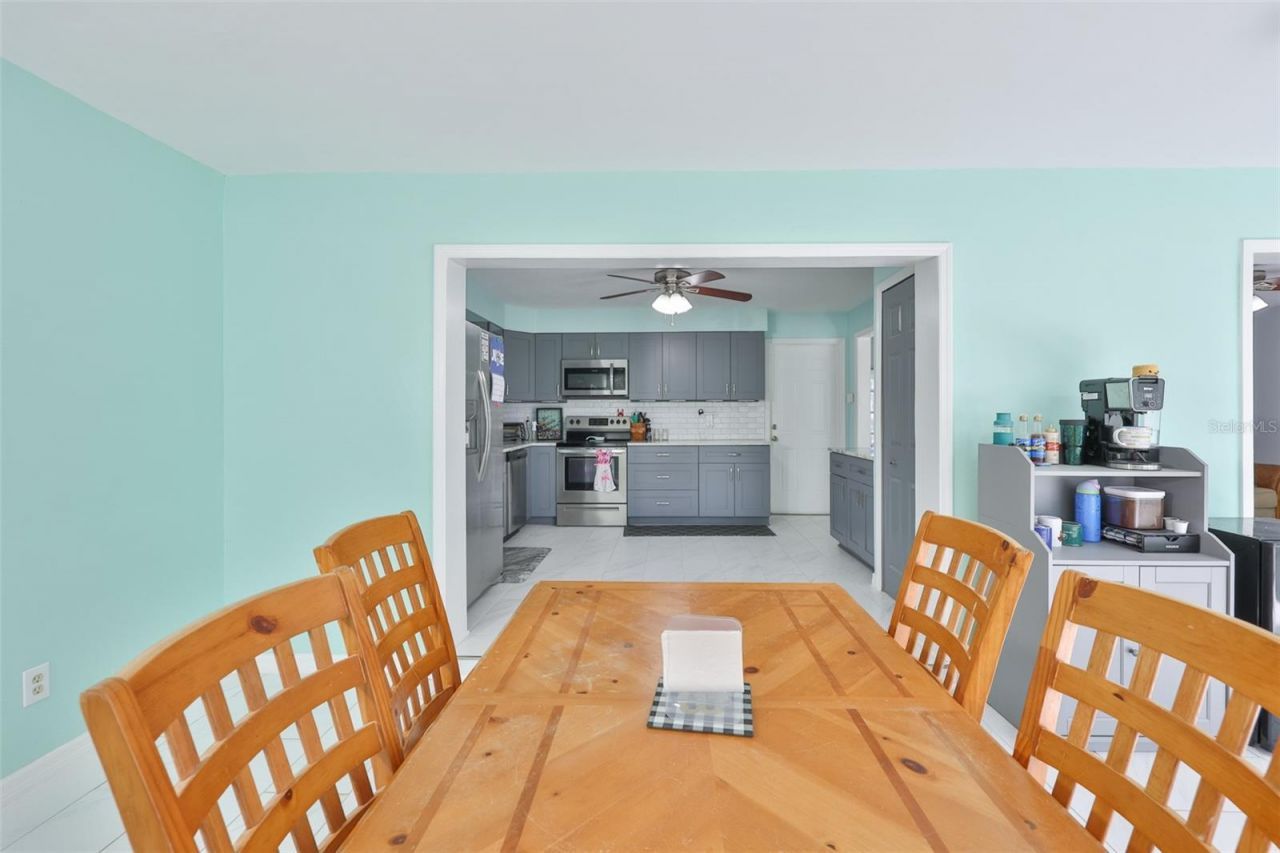 2335 Surrey Lane , Clearwater, FL 33763 Photo