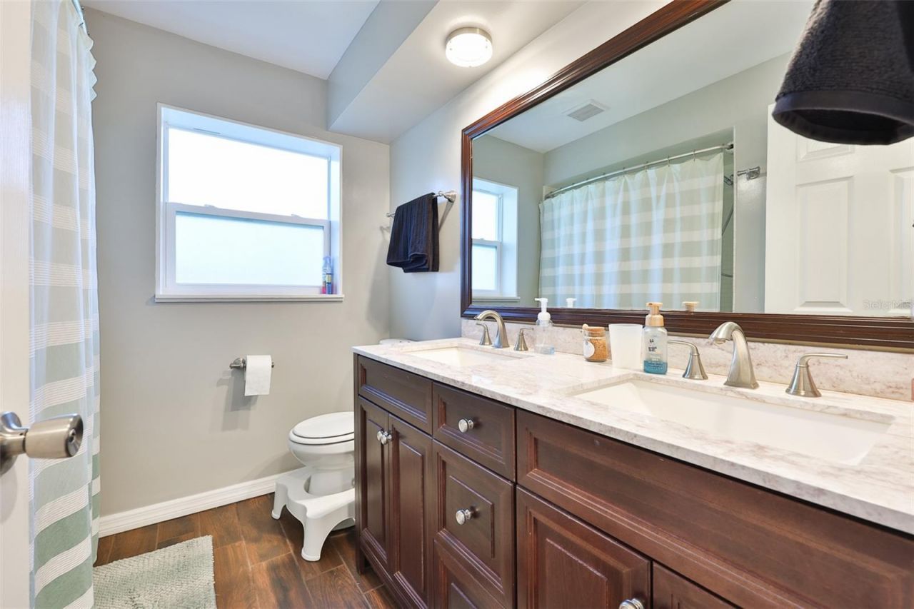 2335 Surrey Lane , Clearwater, FL 33763 Photo