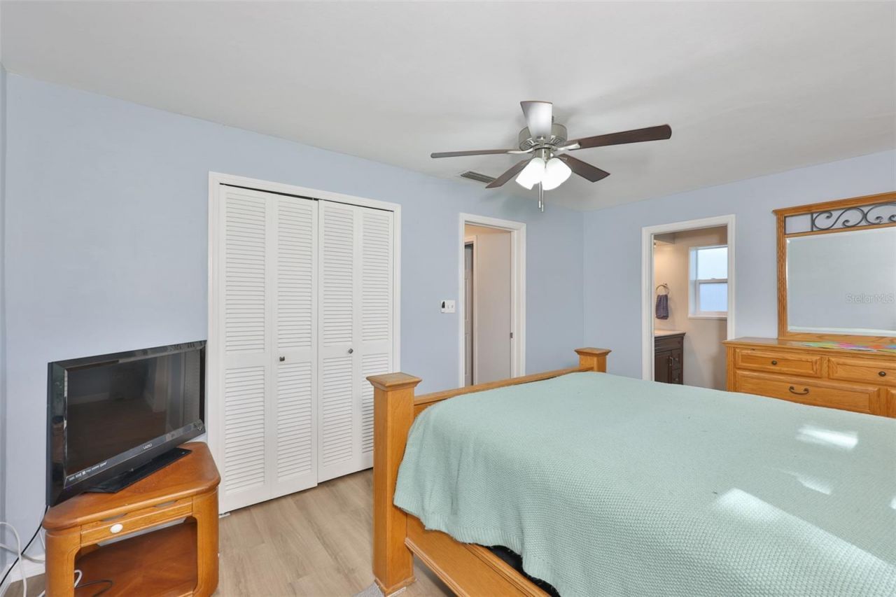 2335 Surrey Lane , Clearwater, FL 33763 Photo