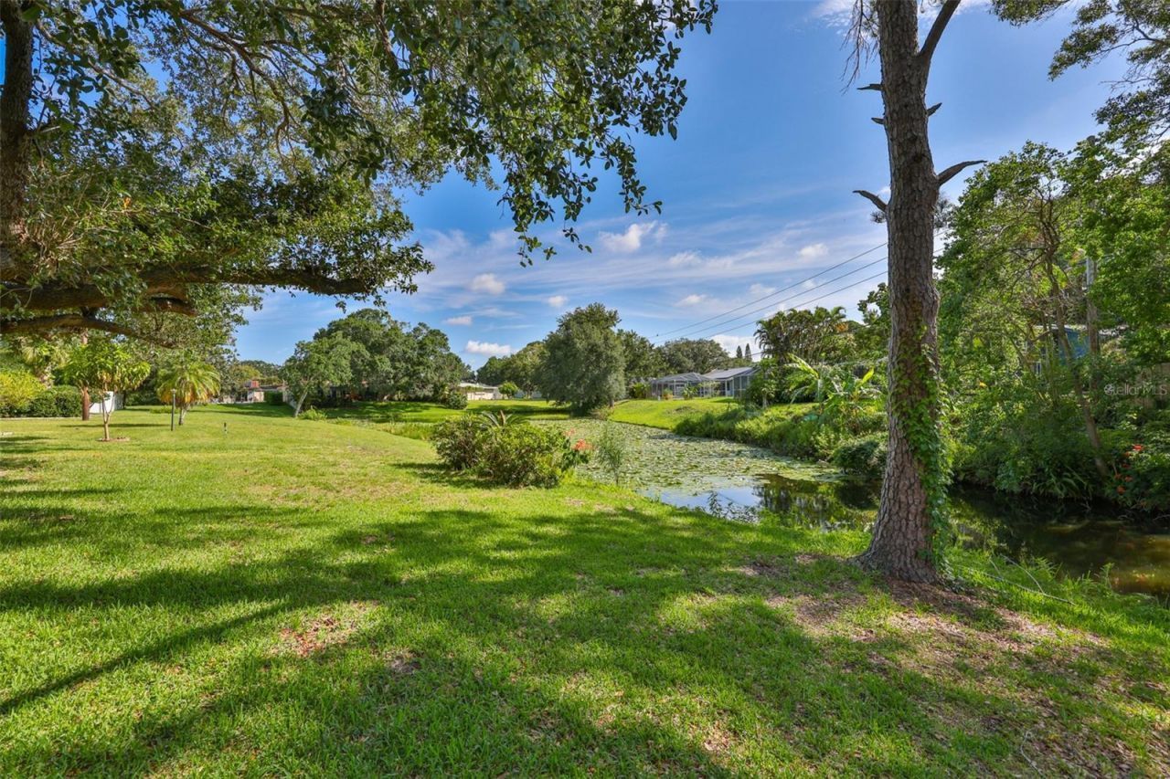 2335 Surrey Lane , Clearwater, FL 33763 Photo