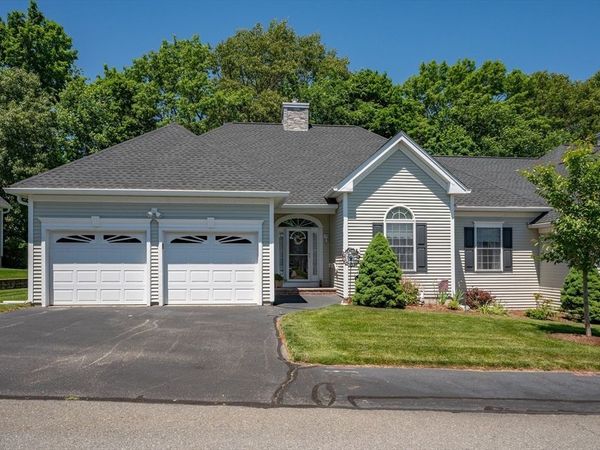 38 Holly Ln, Unit 38, Dracut, MA 01826
