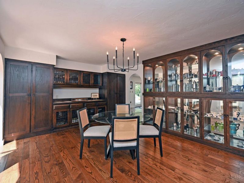 725 Greenville Avenue, Glendale, OH 45246 Photo 20
