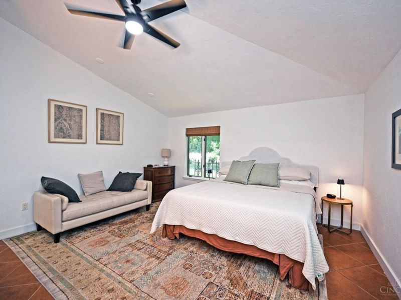 725 Greenville Avenue, Glendale, OH 45246 Photo 49
