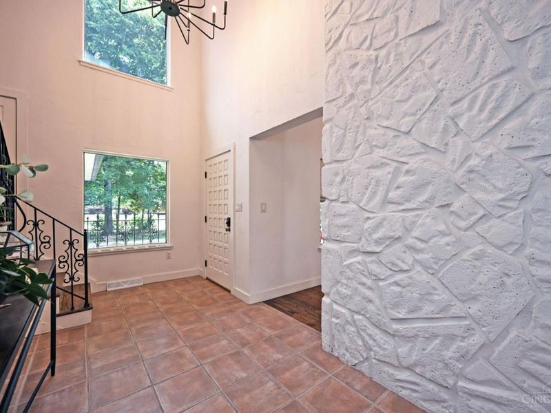725 Greenville Avenue, Glendale, OH 45246 Photo 7
