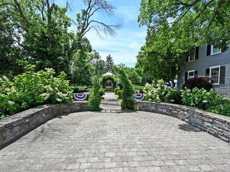 725 Greenville Avenue, Glendale, OH 45246 Photo 96