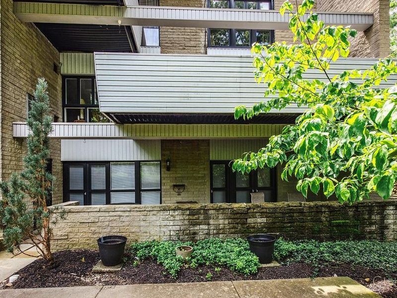 399 W Galbraith Road, Unit 101, Cincinnati, OH 45215 Photo 1