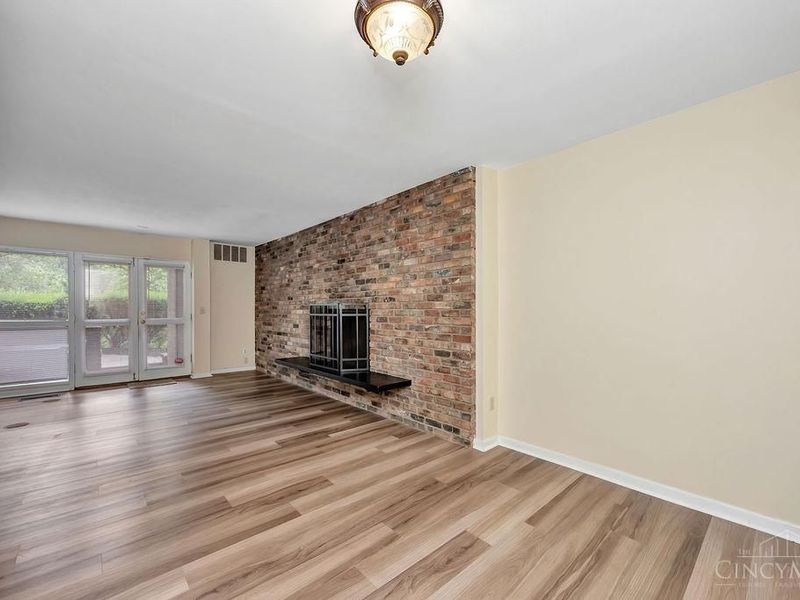 399 W Galbraith Road, Unit 101, Cincinnati, OH 45215 Photo 10