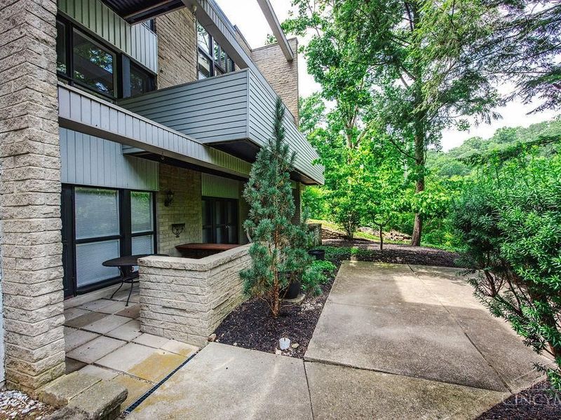 399 W Galbraith Road, Unit 101, Cincinnati, OH 45215 Photo 26