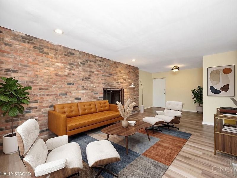 399 W Galbraith Road, Unit 101, Cincinnati, OH 45215 Photo 3