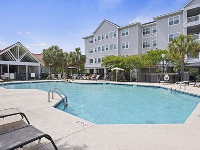 1984 Folly Road, Unit B302, Charleston, SC 29412