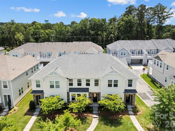 11010 Chalkbark Lane, Charlotte, NC 28262
