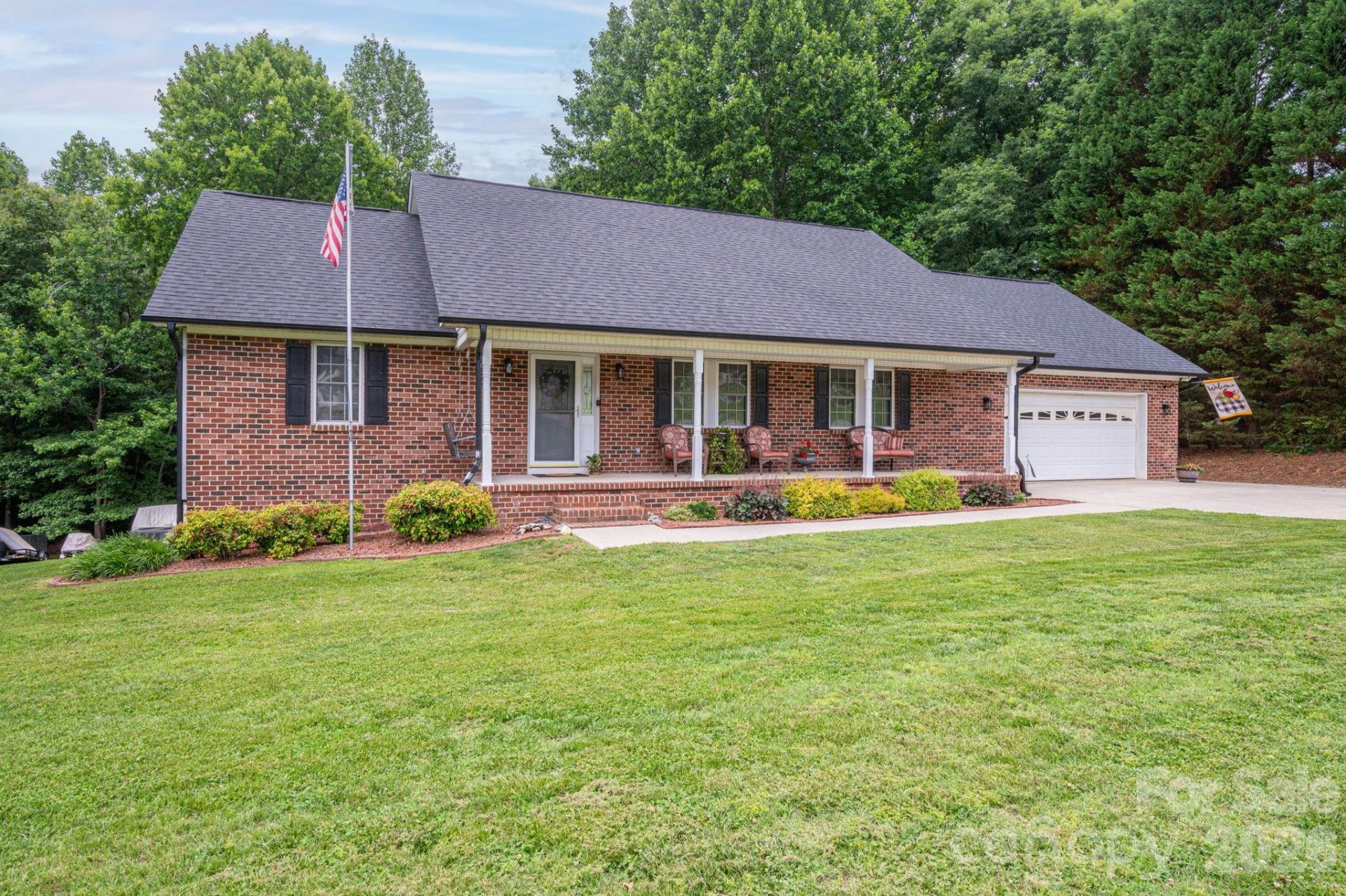 2479 Old Pond Drive, Lincolnton, NC 28092 Main Photo