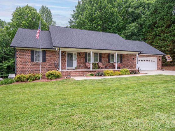 2479 Old Pond Drive, Lincolnton, NC 28092