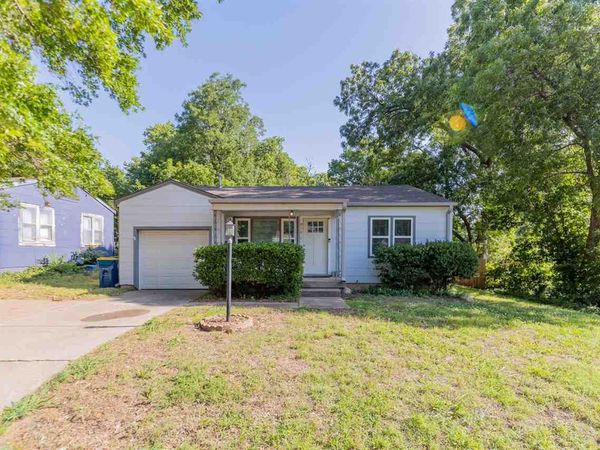 824 W Bennet Drive, Stillwater, OK 00000