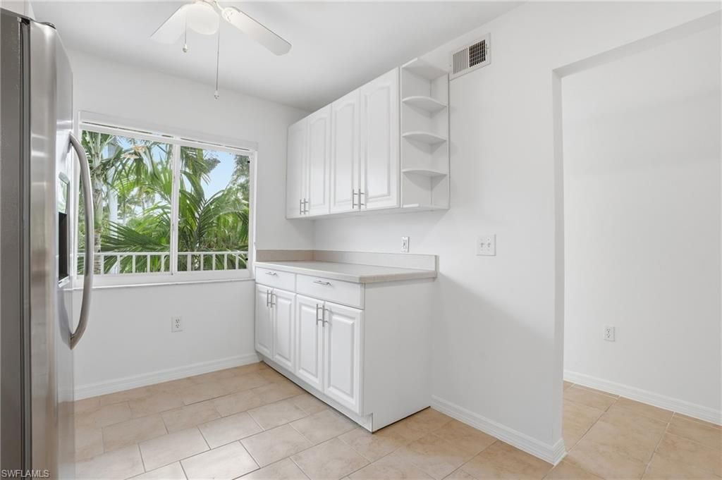 3031 Sandpiper Bay Cir, Unit F205, Naples, FL 34112 Photo