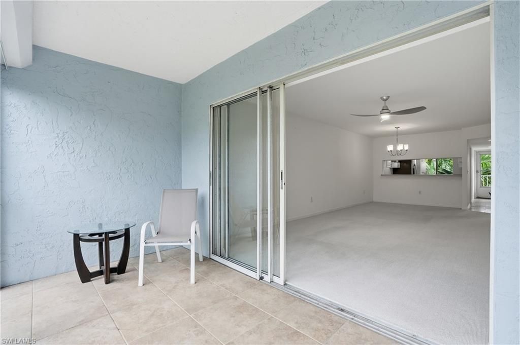 3031 Sandpiper Bay Cir, Unit F205, Naples, FL 34112 Photo