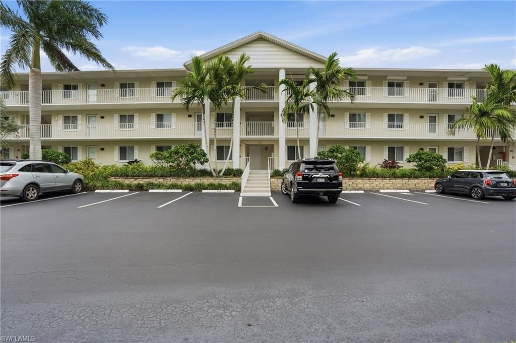 3031 Sandpiper Bay Cir, Unit F205, Naples, FL 34112 Photo
