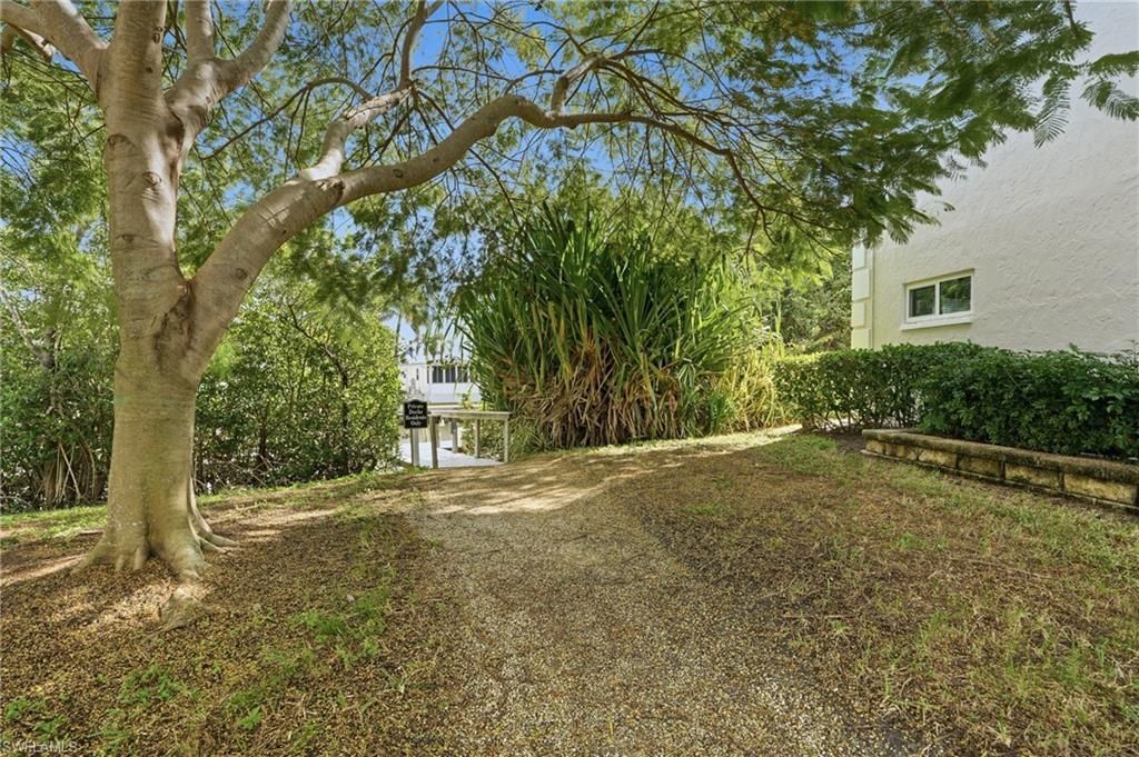 3031 Sandpiper Bay Cir, Unit F205, Naples, FL 34112 Photo