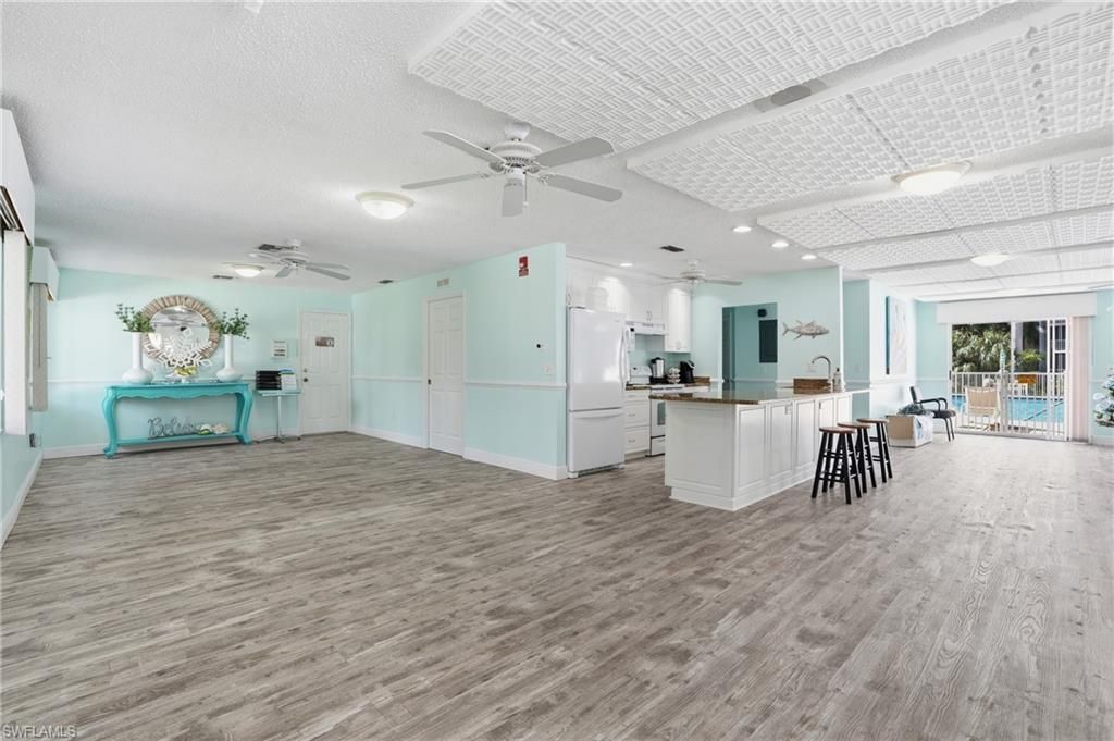 3031 Sandpiper Bay Cir, Unit F205, Naples, FL 34112 Photo
