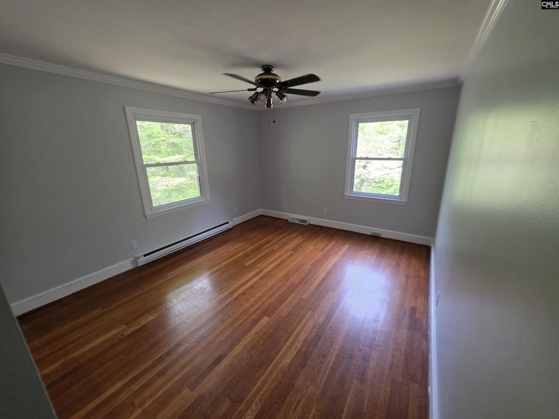 110 Crestwood Drive  Photo 5
