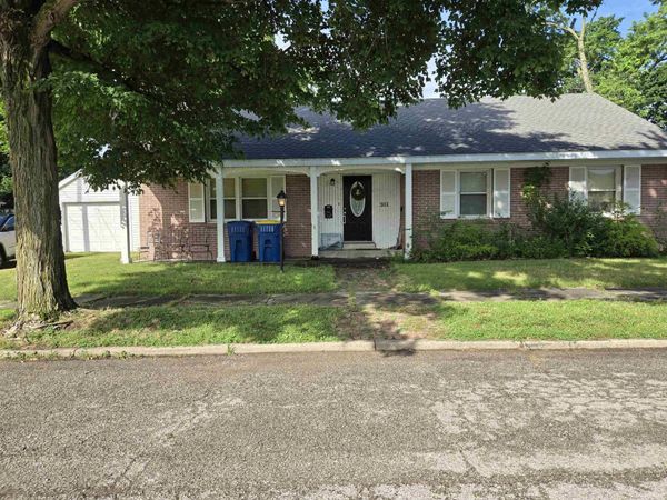 301 Dubois Street, Vincennes, IN 47591
