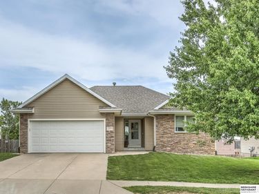 14954 Ellison Avenue, Omaha, NE 68116