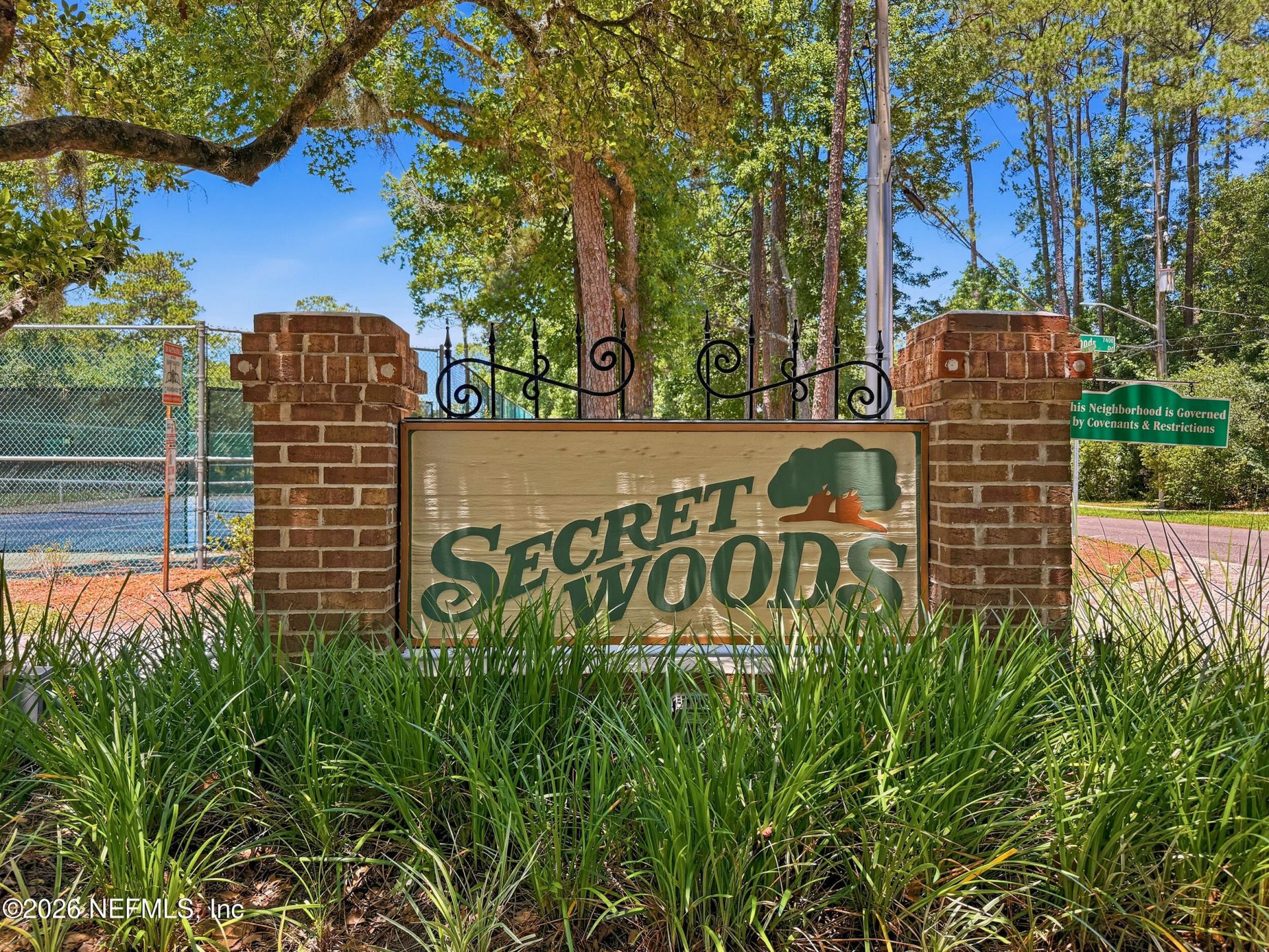 7388 Secret Woods Drive, Jacksonville, FL 32216 Photo