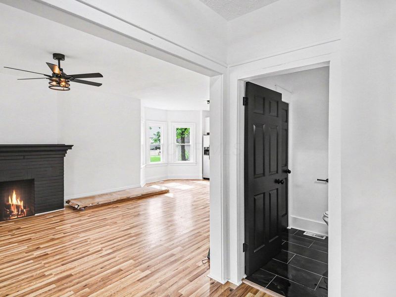 3121 E 5th Avenue , Columbus, OH 43219 Photo 3
