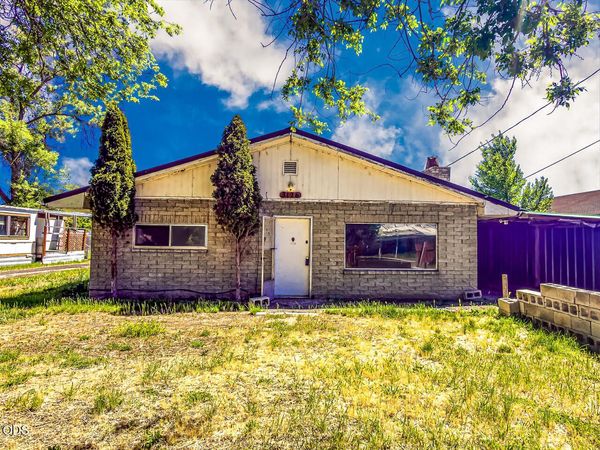 3126 Delaware Avenue, Klamath Falls, OR 97603
